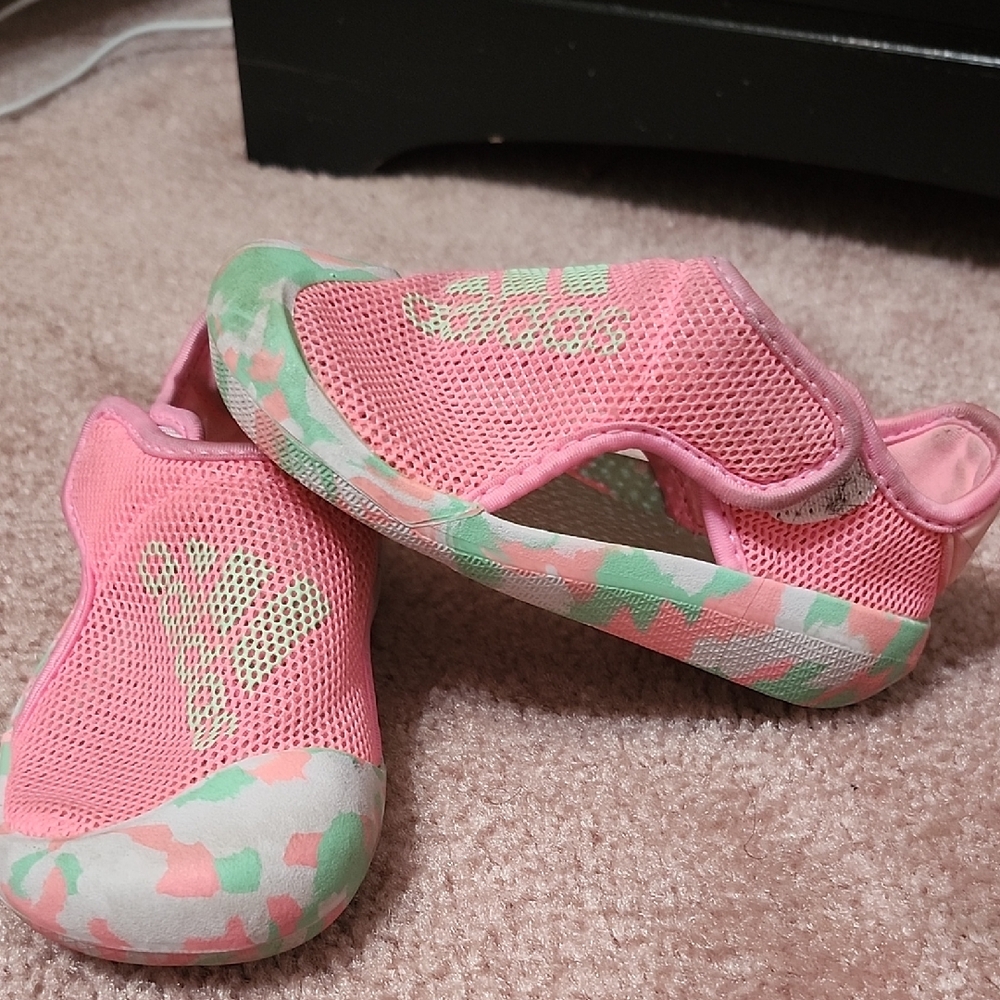 Toddler Water Shoes Sz 7
